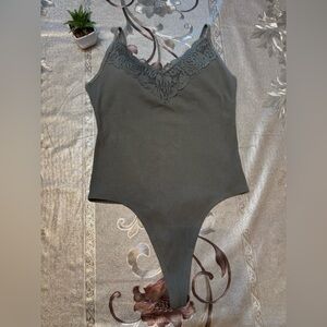 💚💚Victoria's Secret PINK Ribbed bodysuits size M 💚💚drawer(4)